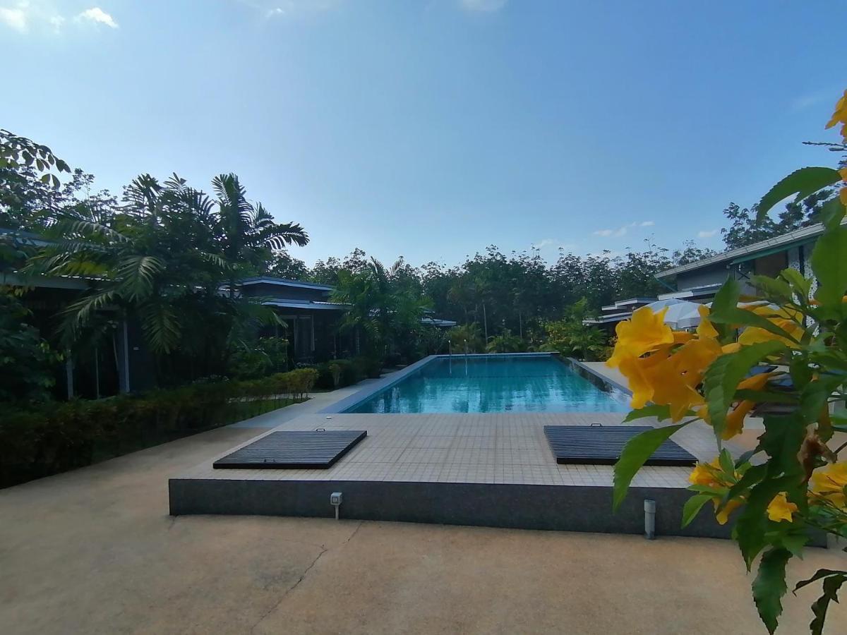 The Herbal Khao Lak Eksteriør bilde